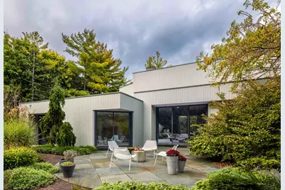 [Address not provided], Winnetka, IL 60093 - Photo 2