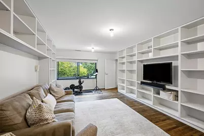 [Address not provided], Winnetka, IL 60093 - Photo 32