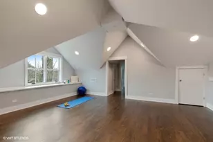 1933 Washington Ave, Wilmette, IL 60091 - Photo 12