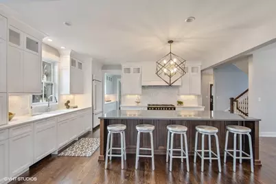 1933 Washington Avenue, Wilmette, IL 60091 - Photo 6