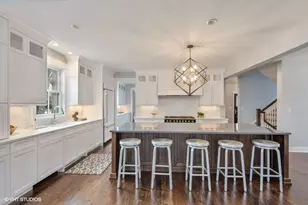 1933 Washington Ave, Wilmette, IL 60091 - Photo 6