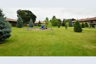 834 E Old Willow Road #210, Prospect Heights, IL 60070 - Photo 18