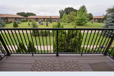 834 E Old Willow Road #210, Prospect Heights, IL 60070 - Photo 4