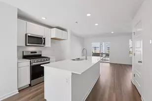 1439 Oakfield Ln, Pingree Grove, IL 60140 - Photo 6