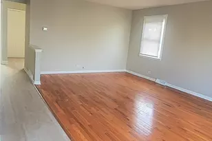 2207 Williamsburg Dr, Waukegan, IL 60085 - Photo 4