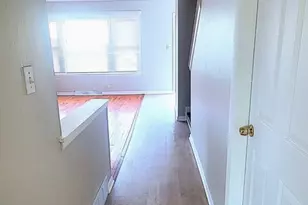 2207 Williamsburg Dr, Waukegan, IL 60085 - Photo 6