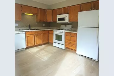 2207 Williamsburg Drive, Waukegan, IL 60085 - Photo 8