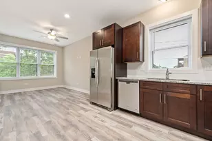 6530 S Maryland Ave, Chicago, IL 60637 - Photo 2