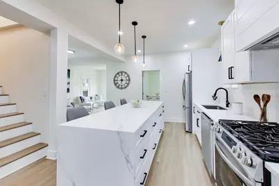 4912 W Drummond Place, Chicago, IL 60639 - Photo 14