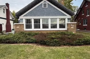 421 N Hough St, Barrington, IL 60010 - Photo 1