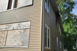 11612 S Yale Ave, Chicago, IL 60628 - Photo 2