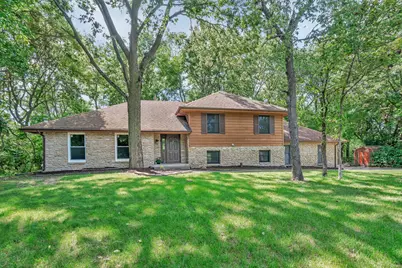 22416 S Kings Court, Shorewood, IL 60404 - Photo 2