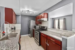 609 Hidden Creek Ln, North Aurora, IL 60542 - Photo 8