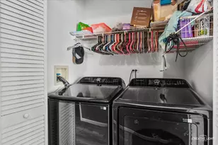 609 Hidden Creek Ln, North Aurora, IL 60542 - Photo 14