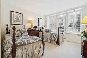 219 E Lake Shore Dr, Chicago, IL 60611 - Photo 24