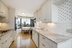 1410 N State Pkwy, Chicago, IL 60610 - Photo 14