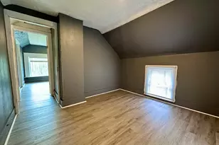 704 W 7th St, Sterling, IL 61081 - Photo 12