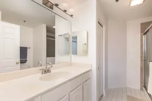 1705 Pavilion Way, Park Ridge, IL 60068 - Photo 12