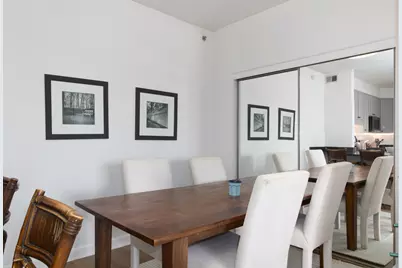 1705 Pavilion Way #303, Park Ridge, IL 60068 - Photo 6