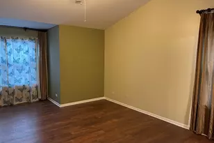 1100 Rosefield Ln, Aurora, IL 60504 - Photo 12