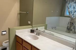 1100 Rosefield Ln, Aurora, IL 60504 - Photo 14