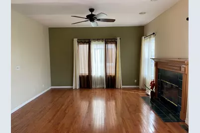 1100 Rosefield Lane, Aurora, IL 60504 - Photo 4