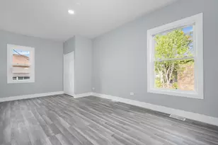 7554 S Perry Ave, Chicago, IL 60620 - Photo 8