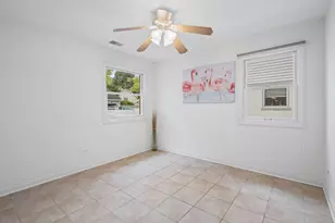 837 E Rockland Rd, Libertyville, IL 60048 - Photo 14