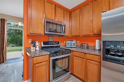 1047 Heron Circle, Joliet, IL 60431 - Photo 10