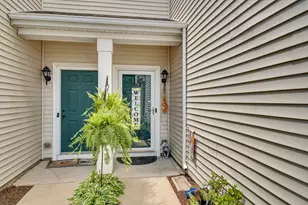 1047 Heron Cir, Joliet, IL 60431 - Photo 4