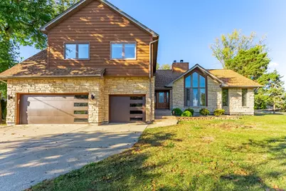 120 Pratt Boulevard, Roselle, IL 60172 - Photo 2
