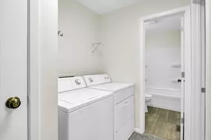 3206 York Dr, Champaign, IL 61821 - Photo 6
