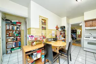 6246 N Oakley Ave, Chicago, IL 60659 - Photo 20