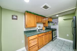 6246 N Oakley Ave, Chicago, IL 60659 - Photo 12