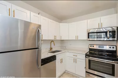 10 E Ontario Street #1806, Chicago, IL 60611 - Photo 4