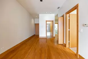 1162 W Grand Ave, Chicago, IL 60642 - Photo 12