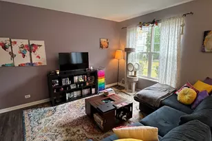 2254 Gallant Fox Cir, Montgomery, IL 60538 - Photo 10