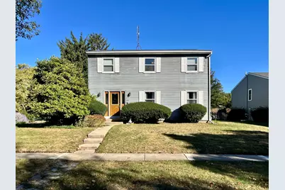 63 Brookshire Green, Bloomington, IL 61704 - Photo 2