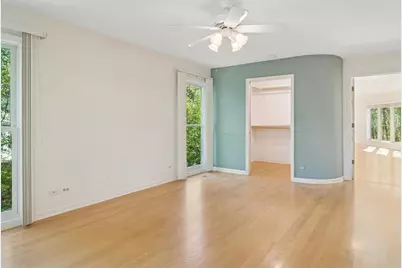 205 Bradford Court, Lake Bluff, IL 60044 - Photo 12