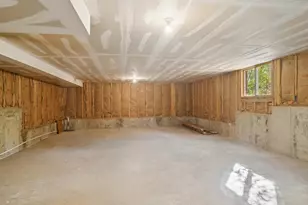 205 Bradford Ct, Lake Bluff, IL 60044 - Photo 26