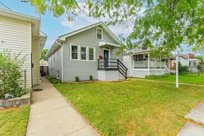 2630 N Austin Avenue, Chicago, IL 60639 - Photo 2
