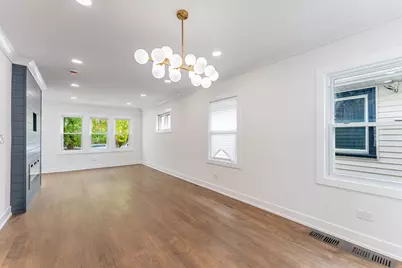 2630 N Austin Avenue, Chicago, IL 60639 - Photo 4