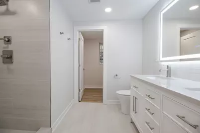 1139 N Winchester Avenue #G, Chicago, IL 60622 - Photo 12