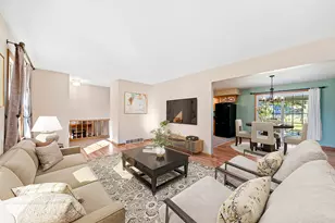 29W316 Andermann Dr, Naperville, IL 60564 - Photo 2