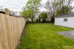 394 W 15th St, Chicago Heights, IL 60411 - Photo 12