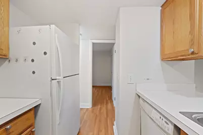 1975 Kenilworth Circle #B, Hoffman Estates, IL 60169 - Photo 10