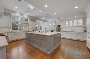 1090 Evergreen Dr, Lake Forest, IL 60045 - Photo 12