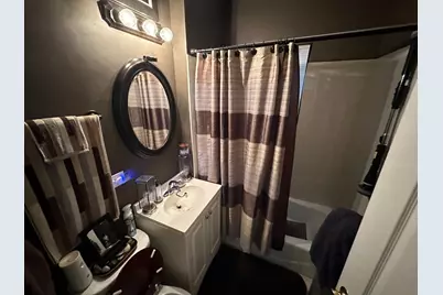 7003 S Oglesby Avenue, Chicago, IL 60649 - Photo 20