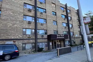 7854 S South Shore Dr, Chicago, IL 60649 - Photo 1