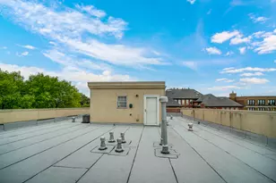 4635 S Greenwood Ave, Chicago, IL 60653 - Photo 16